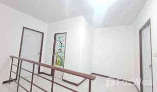 2 Bedrooms Townhouse for sale in Bang Krachao, Samut Sakhon 