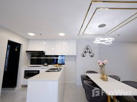 4 спален Квартира на продажу в Belle Grand Rama 9, Huai Khwang