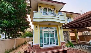 3 Bedrooms House for sale in Lak Hok, Pathum Thani Wiphawan Village