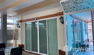 5 Schlafzimmern Haus zu verkaufen in Bang Rak Yai, Nonthaburi Laddarom Rachaphruk Rattanathibe