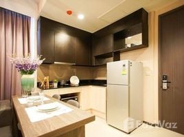 1 спален Квартира на продажу в Edge Sukhumvit 23, Khlong Toei Nuea