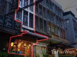 Studio Shophouse for sale in Terminal 21, Khlong Toei, Khlong Toei Nuea