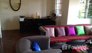 2 Schlafzimmern Reihenhaus zu verkaufen in Mu Si, Nakhon Ratchasima Greenery Resort Khao Yai