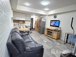 คอนโด 1 ห้องนอน ให้เช่า ในโครงการ สาธร คอนโด เพลส, ทุ่งมหาเมฆ, สาทร