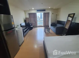 1 chambre Condominium à louer à , Khlong Toei Nuea