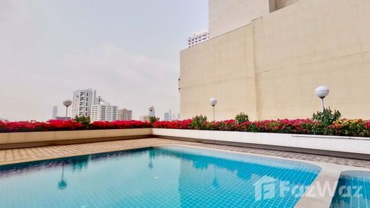 3D视图 of the Communal Pool at Newton Tower