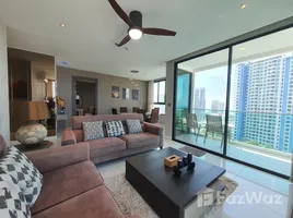 2 Bedroom Apartment for sale at The Point Pratumnak, Nong Prue