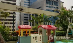 Фото 3 of the Outdoor Kids Zone at Grand Park View Asoke