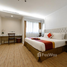 2 спален Кондо в аренду в Bliston Suwan Park View, Lumphini