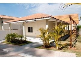 4 Bedroom House for sale at Suarão, Pesquisar, Bertioga