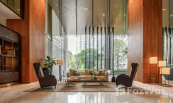 Фото 2 of the Rezeption / Lobby at The Residences at Sindhorn Kempinski Hotel Bangkok