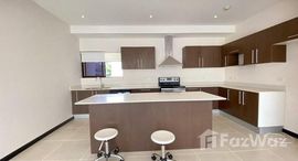 Modern Apartament for Rent 3 Bedrooms with Appliances Santa Ana中可用单位