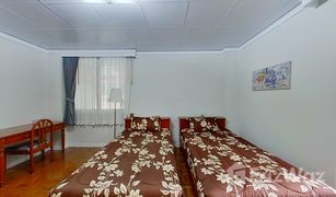 ขายอพาร์ทเม้นท์ 2 ห้องนอน ใน คลองตันเหนือ, กรุงเทพมหานคร Aramvej Apartment
