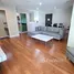 2 Bedroom Apartment for sale at Belle Grand Rama 9, Huai Khwang