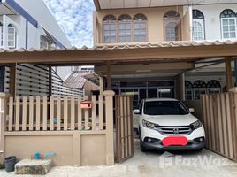 2 Schlafzimmer Reihenhaus zu vermieten in Thailand, Khlong Chan, Bang Kapi, Bangkok, Thailand