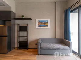 1 Schlafzimmer Appartement zu vermieten im The Lofts Asoke, Khlong Toei Nuea