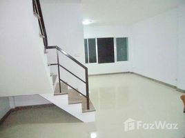4 Bedrooms Townhouse for rent in Suan Luang, Bangkok Big Town House 3 Storeys in Soi Pattanakarn 30