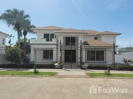 4 Schlafzimmer Haus zu verkaufen in La Ceiba, Atlantida, La Ceiba, Atlantida