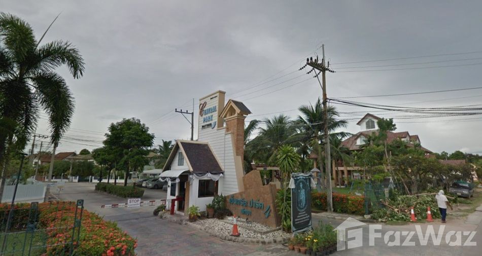 Pet friendly condo, apartment housing developments in Pattaya - Central Park 4 Village