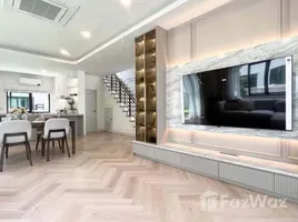 วิลล่า 4 ห้องนอน ให้เช่า ในโครงการ เซนโทร บางนา, บางแก้ว, บางพลี, สมุทรปราการ, ไทย