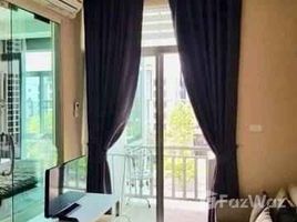 1 Habitación Departamento en venta en My Hip Condo , Nong Pa Khrang