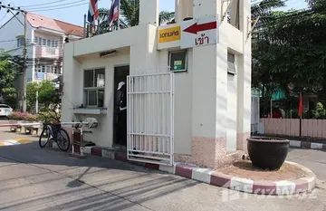 Baan Eaknakhon in Tha Raeng, Bangkok