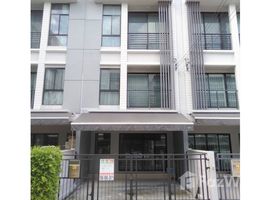 在Baan Klang Muang Rattanathibet 出售的3 卧室 联排别墅, Bang Kraso, 孟, 暖武里
