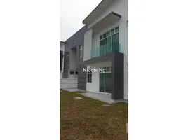 4 Bedroom House for sale in Johor, Pulai, Johor Bahru, Johor
