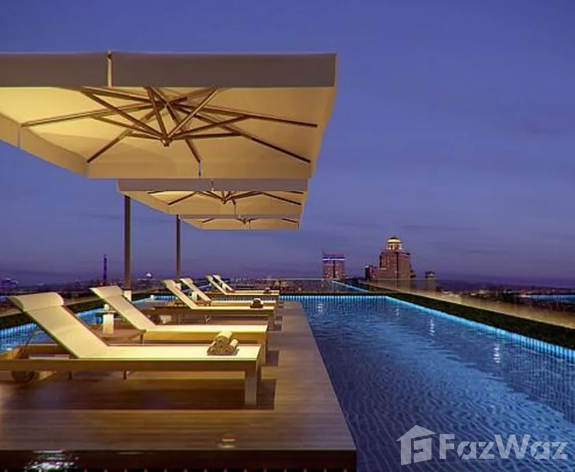 Studio Condo for Rent at Urbano Absolute SathonTaksin for ฿13,000/mo