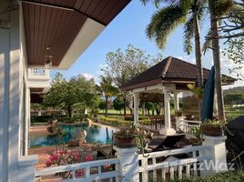 4 спален Вилла на продажу в Chiang Mai Highlands Golf and Spa Resort, On Nuea