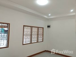 2 спален Таунхаус на продажу в Fai Kham Land Village, Ban Klang, Mueang Lamphun