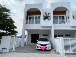 3 Bedroom Townhouse for sale in Chiang Mai, Pa Daet, Mueang Chiang Mai, Chiang Mai