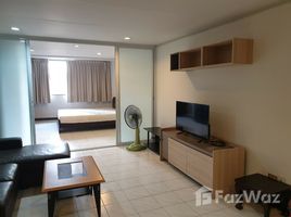 1 Bedroom Apartment for sale at Diamond Tower, Si Lom