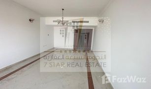 2 Schlafzimmern Appartement zu verkaufen in Al Khan Lagoon, Sharjah Al Sondos Tower