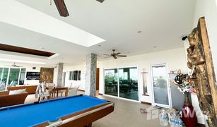 5 Schlafzimmern Villa zu verkaufen in Pa Khlok, Phuket 