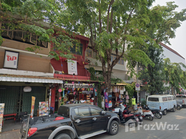 2 спален Магазин for sale in Wua Lai Walking Street, Phra Sing, Si Phum