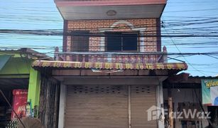 Магазин, 4 спальни на продажу в Tha Tum, Prachin Buri 