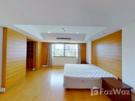 3 спален Кондо в аренду в Phirom Garden Residence, Khlong Tan Nuea, Щаттхана, Бангкок, Таиланд