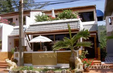 Naithon Beach Villa in サフ, プーケット