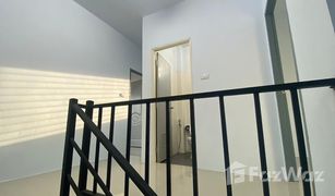 2 Bedrooms Townhouse for sale in Mueang Phan, Chiang Rai 