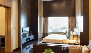 1 Bedroom Apartment for sale in Phra Khanong, Bangkok Jasmine Resort