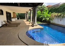 4 Habitación Casa en venta en Santa Ana, San José, Santa Ana