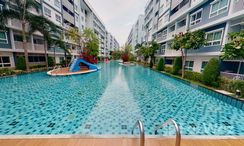 Photos 1 of the Gemeinschaftspool at The Trust Condo Huahin