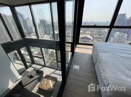 2 спален Кондо в аренду в The Lofts Silom, Si Lom, Банг Рак, Бангкок, Таиланд