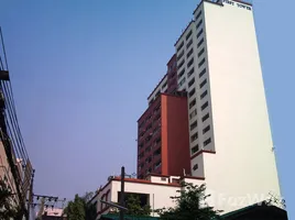 Studio Condominium à vendre à First Tower., Khlong Toei Nuea