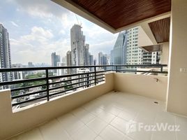 3 спален Кондо в аренду в Acadamia Grand Tower, Khlong Tan Nuea