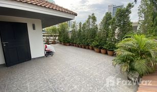 3 Bedrooms Villa for sale in Khlong Tan, Bangkok 