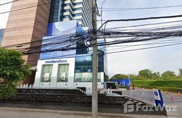 Modernform Srinakarin in Suan Luang, Bangkok