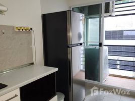 2 спален Кондо в аренду в Lumpini Suite Sukhumvit 41, Khlong Tan Nuea