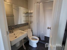 2 спален Квартира в аренду в Dcondo Onnut-Rama 9, Prawet, Пращет